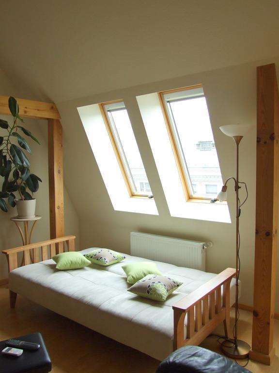 Sunlit Loft Apartment รีกา ภายนอก รูปภาพ